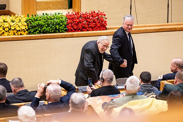 Laisvės gynėjų susitikimas Seimo Kovo 11-osios Akto salėje. Vytautas Landsbergis