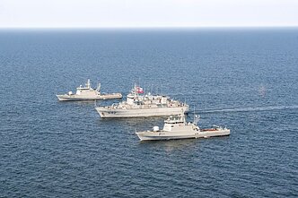Корабли Военно-морских сил начинают операцию НАТО в Балтийском море