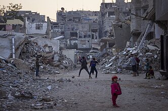 Izraelis ir „Hamas“ tariasi dėl paliaubų Gazos Ruože