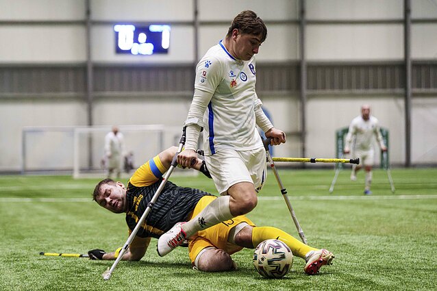 Ukrainoje surengtas pirmas galūnių netekusių žaidėjų futbolo turnyras