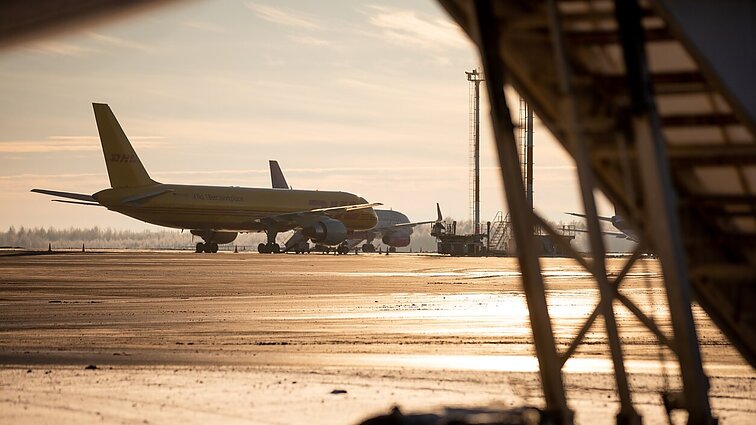 Oro navigacijos atstovas apie nenusileidusį lėktuvą: sutrikimą galėjo lemti GPS trikdžiai