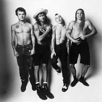 RED HOT CHILLI PEPPERS ir jų asmeninė Kalifornikacija