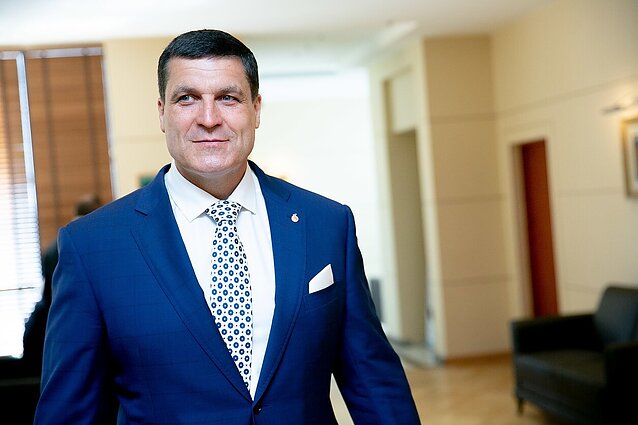 „Esam nei pakarti, nei paleisti“: Švinius neigia, kad jo įmonė eksportavo prekes į Rusiją