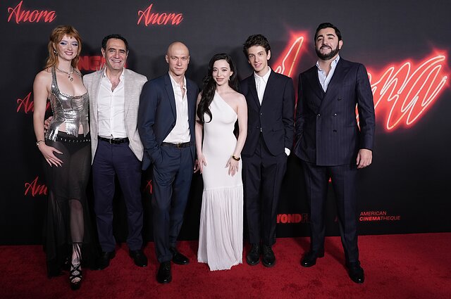  Lindsey Normington, Karrenas Karagulianas, Jura Borisovas, Mikey Madison, Markas Eidelšteinas, Vache Tovmasyanas