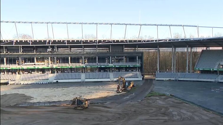 Tiks ir futbolui, ir koncertams: Dariaus ir Girėno stadione pradėti vejos keitimo darbai