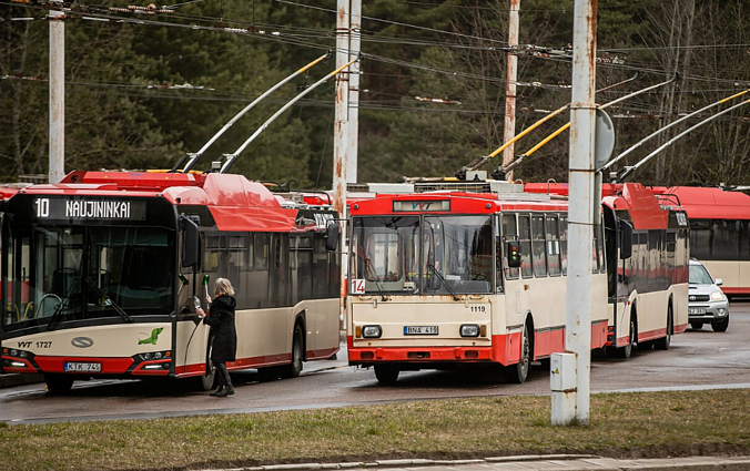 Sostinėje protestuojama prieš viešojo transporto bilietų kainų augimą