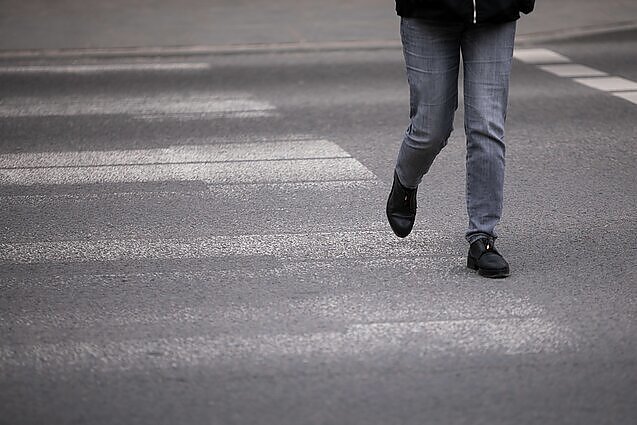 Vilniečiai skundžiasi išasfaltuota gatve: atrodo it greitkelis, o perėjos – nė vienos