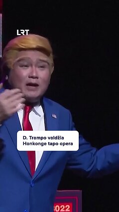 D. Trumpo opera Honkongo teatre