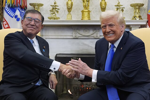 Japonijos ministras pirmininkas Shigeru Ishiba ir JAV prezidentas Donaldas Trumpas