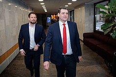 Pirmadienį renkasi koalicijos taryba; Robertas Puchovičius, Remigijus Žemaitaitis Pirmadienį renkasi koalicijos taryba; Robertas Puchovičius, Remigijus Žemaitaitis