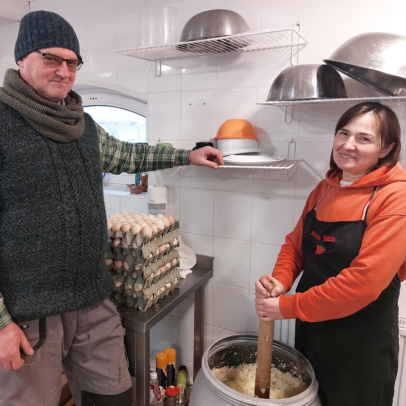 Arvydas Urba, Varėnos rajono Barčių kaimo ūkininkai Zita ir Vytautas Keršiai.