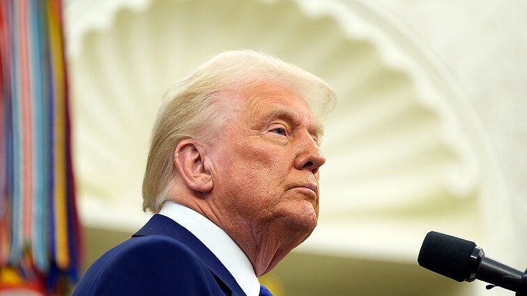 Po Trumpo pokalbio su Putinu ukrainiečiai sunerimę: „Trumpo planas – apvogti Ukrainą“