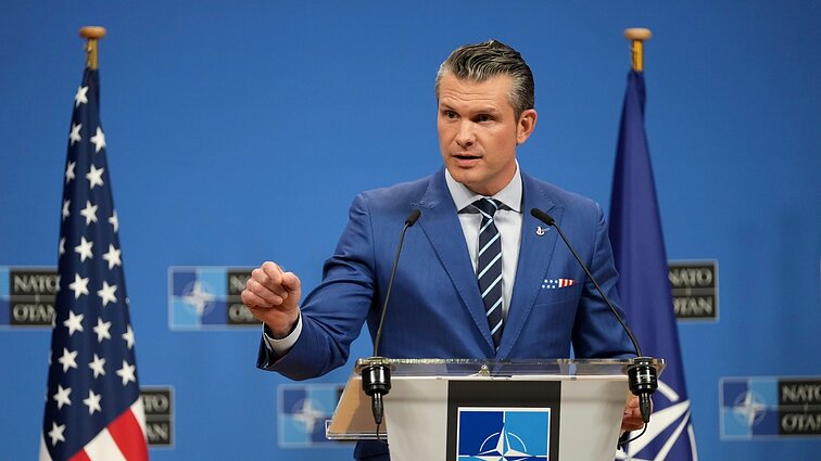 JAV gynybos sekretorius: JAV tikslas – „padaryti NATO aljansą vėl didį“