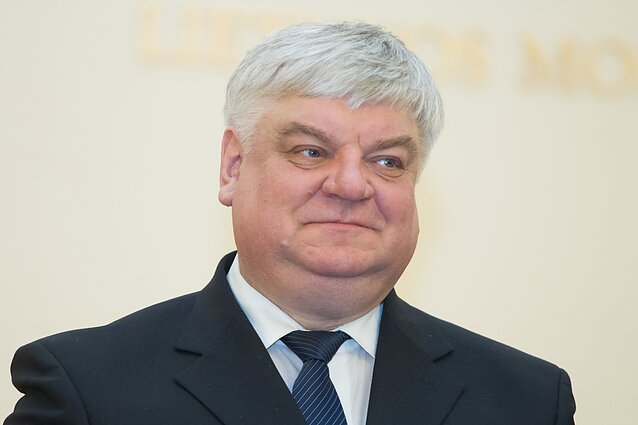 R. Vaitkus R. Vaitkus