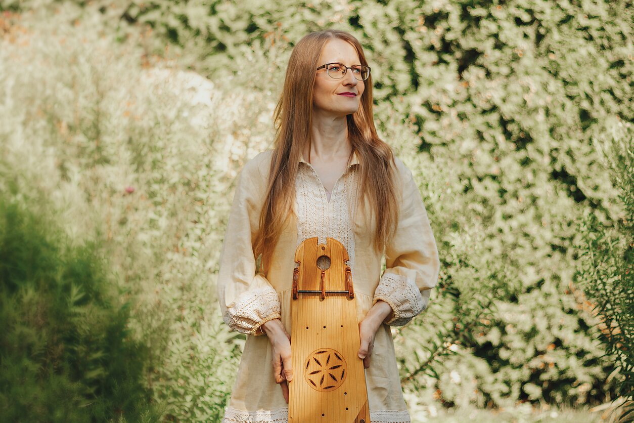 Profesorė R. Bilbokaitė išleido pirmąjį kanklių muzikos albumą „Viltis“