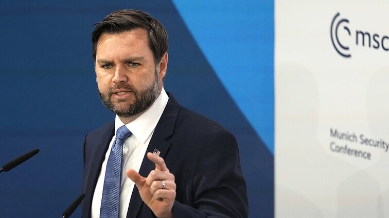 Vance‘o kalbą saugumo konferencijoje įvertinęs apžvalgininkas: kliba pamatai