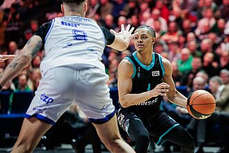 Anthony Cowanas, KMT pusfinalis: „Wolves“ – „Neptūnas“