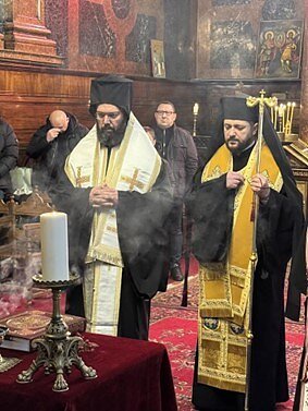 Співслужіння Митрополита Австрійського Арсенія та Митрополита Рівненського та Острозького ПЦУ Іларіона у кафедральному соборі Святої Трійці у Відні, 18 січня 2025 року