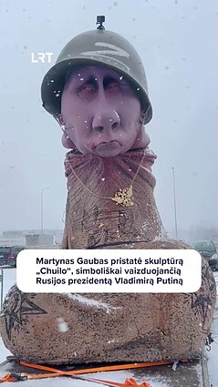 Menininkas Martynas Gaubas sukūrė skulptūrą Putinui