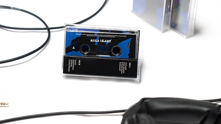 „Kyla Vėjas!” albumo kasetė „Kyla Vėjas!” albumo kasetė