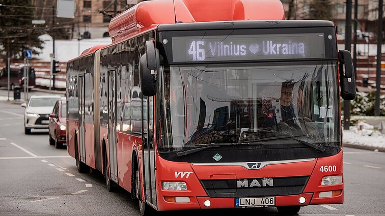 Vilniečiai viešajame transporte susiduria su bėda: komposteris netyčia nuskaito pinigus
