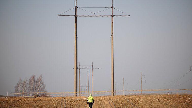 Dalis išmontuotų elektros linijų su Rusija infrastruktūros bus perduota Ukrainai