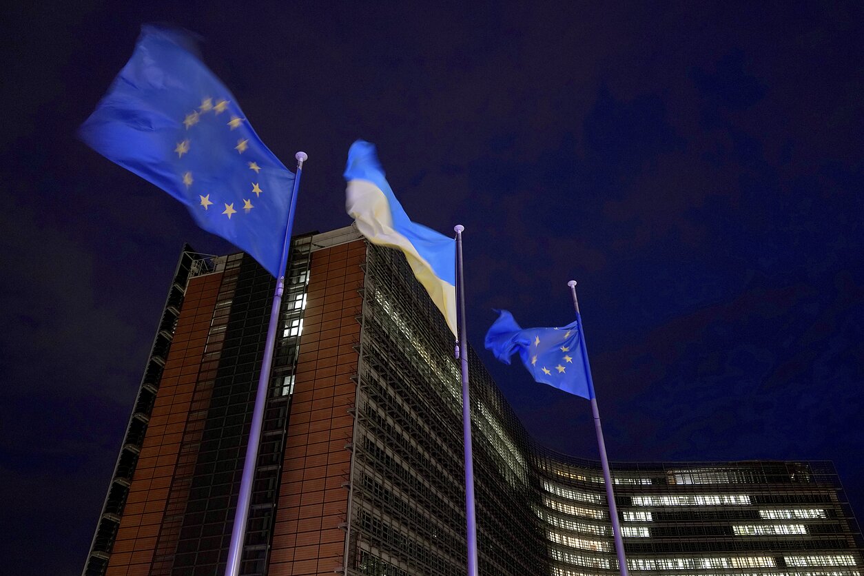 Ukrainian and European Union flags in Brussels