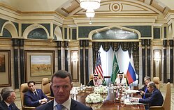 Pirmasis JAV ir Rusijos delegacijų susitikimas dėl Ukrainos Pirmasis JAV ir Rusijos delegacijų susitikimas dėl Ukrainos