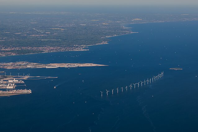 Vėjo jėgainės jūroje