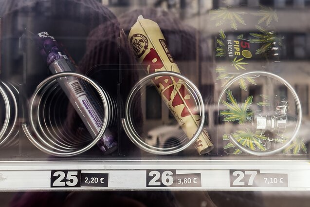 Rūkymui skirtų prekių automatas