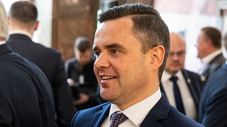 „Tegul pabūna“: kaišiadoriečiai po įtarimų „čekiukų“ byloje mero iš posto neveja