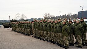 5-ojo Bazinio komendantinių vienetų karių rengimo kurso baigimo ir priesaikos ceremonija Alytuje