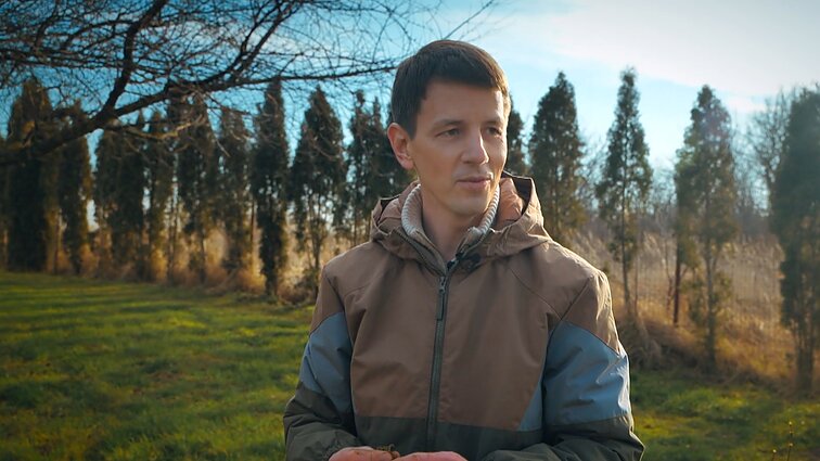 Žolininkas apie augalų rinkimą ir naudą žmonėms: būnant gamtoje atrodo, kad laikas sustoja