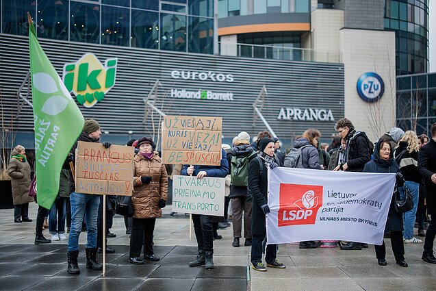 Sostinėje – antras protestas prieš autobusų bilietų branginimą