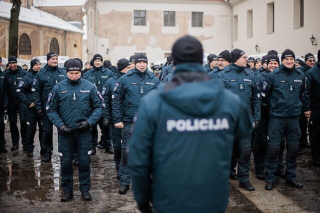 Lietuvos policijos kelias per 35 metus: nuo milicininko etiketės iki kovų su gaujomis
