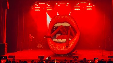 „Antikvarinių Kašpirovskio dantų“ koncerto akimirka