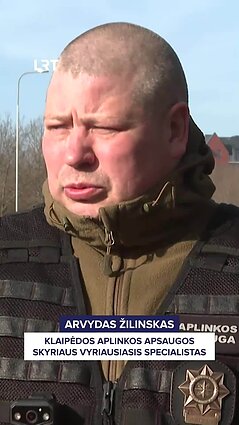 Danės upėje – teršalai: įvykio vietoje dirba ugniagesiai