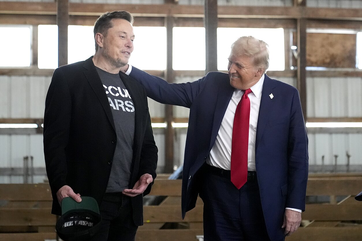 Elonas Muskas, Donaldas Trumpas
