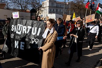 В столице Международный женский день отметили маршем и митингом