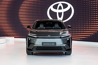 „Toyota C-HR+“