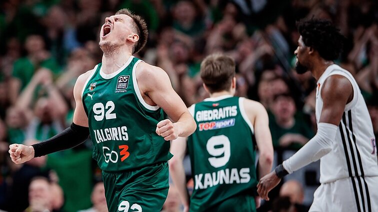 Įspūdingas sugrįžimas: „Žalgiris“ įkaitusioje arenoje laimėjo nervų karą prieš prancūzus