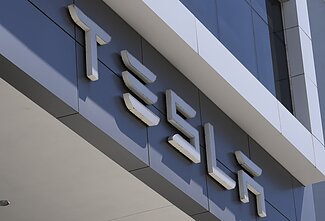 „Tesla“