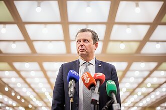 Seimas rinkosi į uždarą Seimo posėdį