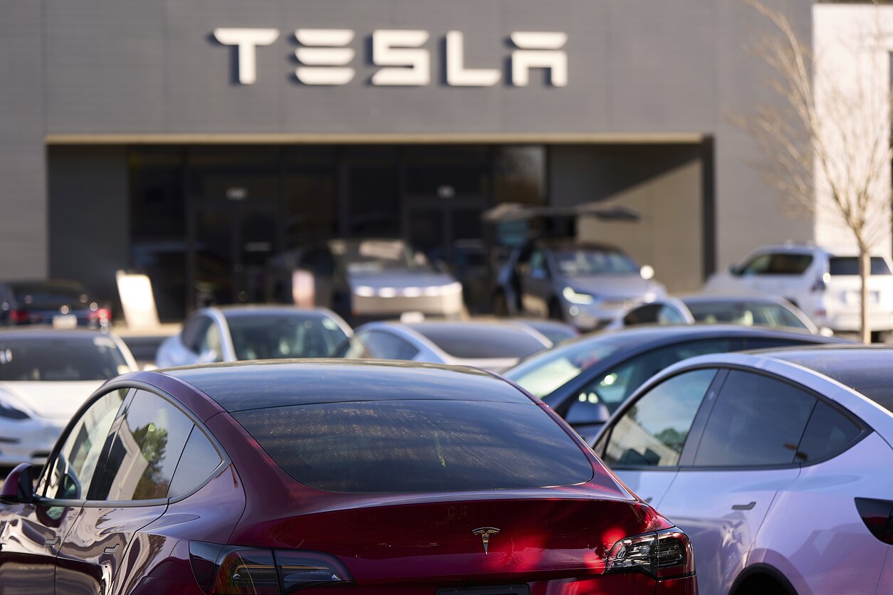 „Tesla“