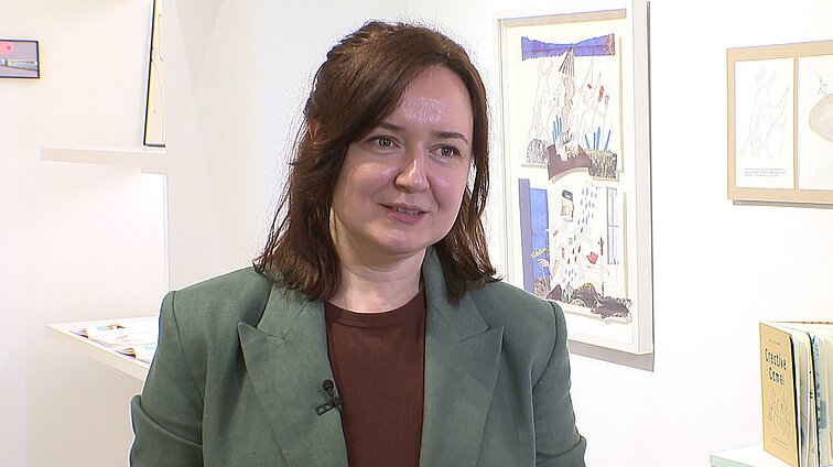 Parodą apie knygos kūno ribas atidariusi Jančiauskaitė: popierinė knyga niekur nedingsta