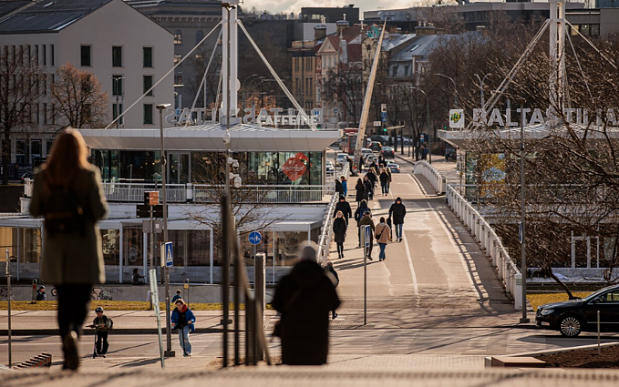 Šiltesnio pavasario laukiantiems – sinoptikės žinia: „Einame į šilumą“