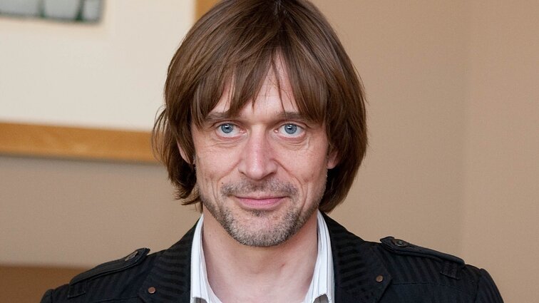 Pirmųjų vaidmenų jaudulį prisiminęs aktorius Svobonas: melsdavausi prieš kiekvieną spektaklį