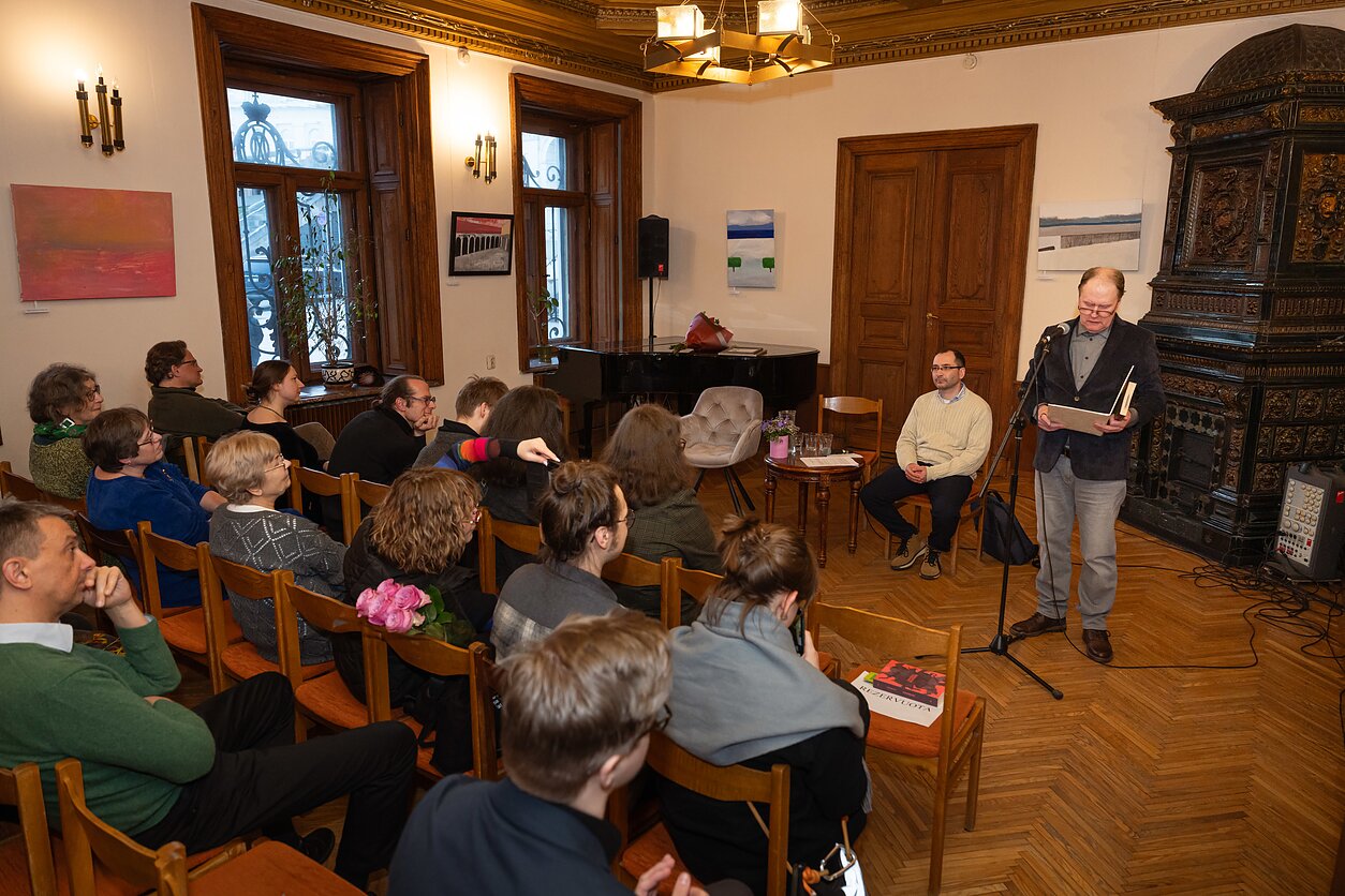 Pagerbtas „Metų vertėjo krėslo“ premijos laureatas Vidas Morkūnas, 2025 m.