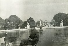Antanas Gustaitis Tiuilri sode (Le jardin des Tuileries), 1928 m.