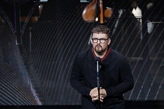 Klaipėdos valstybiniame muzikiniame teatre penktadienio vakarą paskelbti konkurso laureatai ir įteikti prestižiniai teatro apdovanojimai – „Auksiniai scenos kryžiai“. Klaipėdos valstybiniame muzikiniame teatre penktadienio vakarą paskelbti konkurso laureatai ir įteikti prestižiniai teatro apdovanojimai – „Auksiniai scenos kryžiai“.